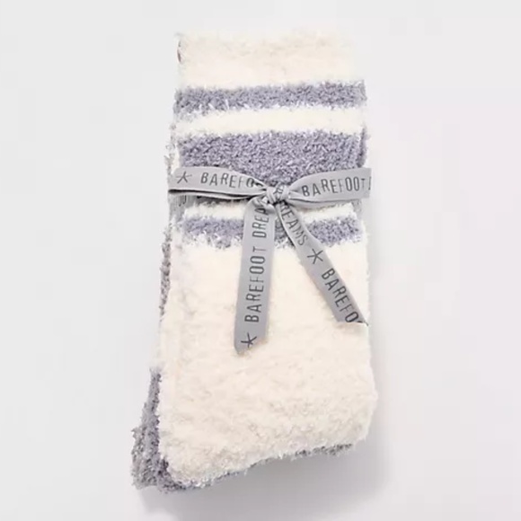 Barefoot Dreams NWT CozyChic Set of 2 Sock Set Color Vapor - Picture 3 of 6
